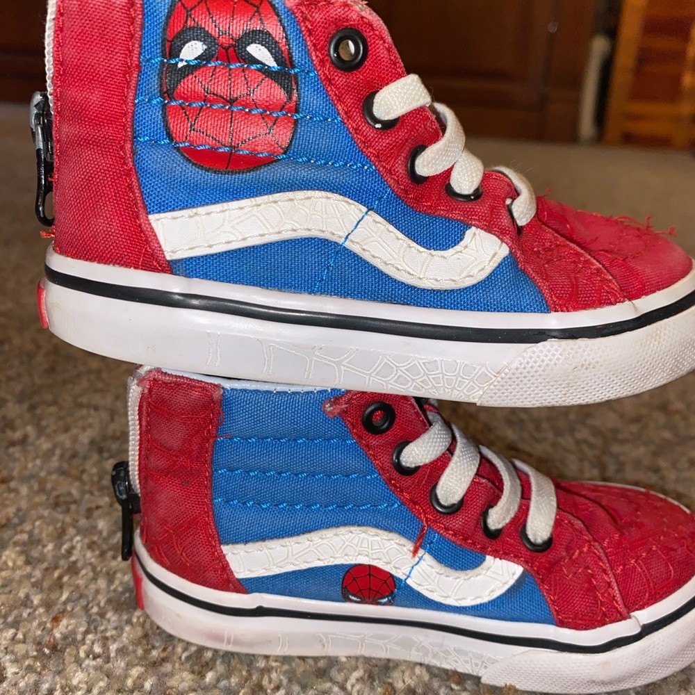 Size 6 high tops Vans